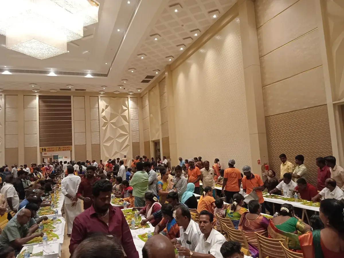 Guests at a traditional sit-down meal at Suganya Convention Centre, Pondicherry